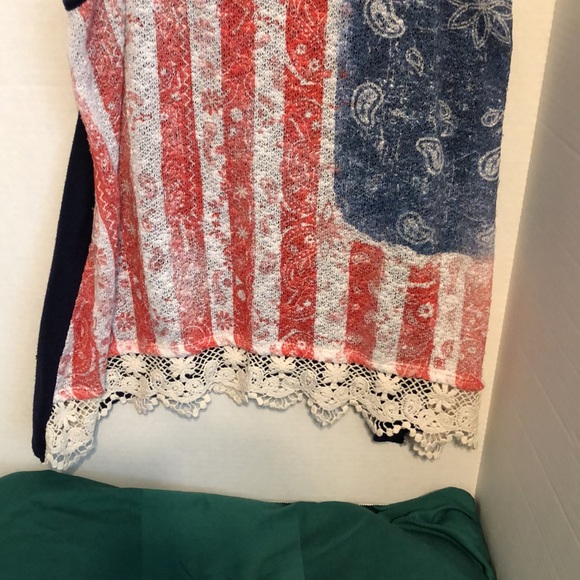 Tank top - Picture 2 of 8